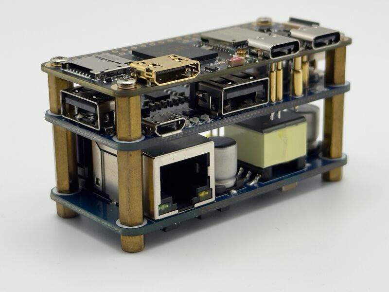 File:Mango Pi - Ethernet USB HUB HAT.jpeg